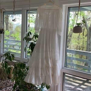 Vintage wedding dress